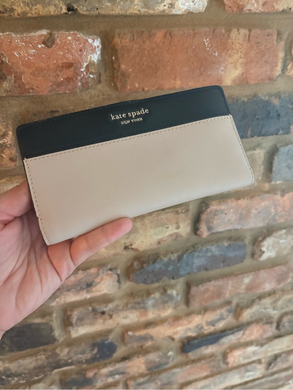 kate spade Two-Tone Black and Cream Continental Wallet